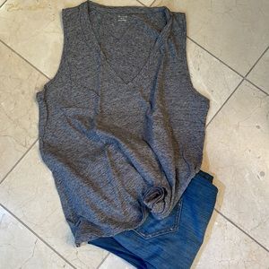 New Madewell grey marble V neck tank size L